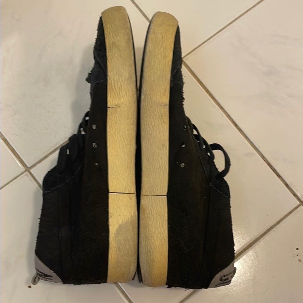 Golden Goose Black and White Sneakers - Picture 5 of 6